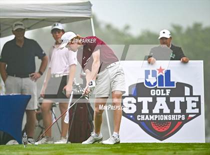 Thumbnail 3 in UIL 6A Golf State Final (Round 1) photogallery.