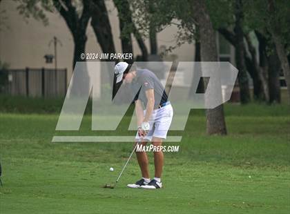 Thumbnail 1 in UIL 6A Golf State Final (Round 1) photogallery.