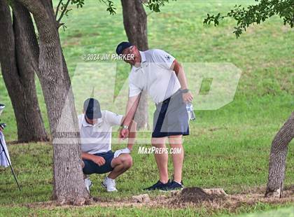 Thumbnail 3 in UIL 6A Golf State Final (Round 1) photogallery.