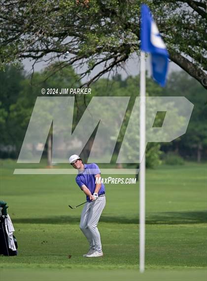 Thumbnail 3 in UIL 6A Golf State Final (Round 1) photogallery.