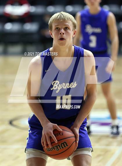 Thumbnail 3 in Byrnes vs. Westminster Catawba Christian photogallery.
