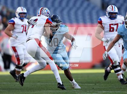 Thumbnail 3 in Valor Christian vs. Cherry Creek (CHSAA 5A Championship) photogallery.