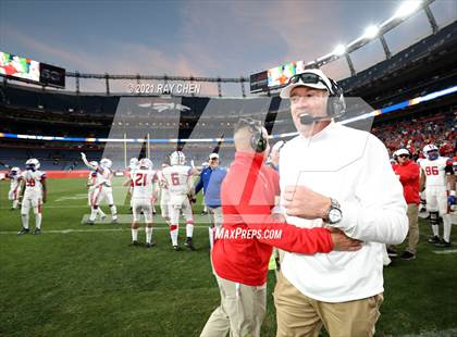 Thumbnail 3 in Valor Christian vs. Cherry Creek (CHSAA 5A Championship) photogallery.