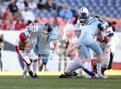 Thumbnail 3 in Valor Christian vs. Cherry Creek (CHSAA 5A Championship) photogallery.