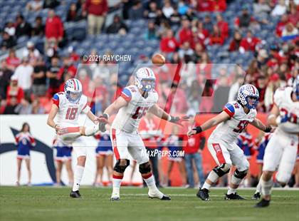 Thumbnail 1 in Valor Christian vs. Cherry Creek (CHSAA 5A Championship) photogallery.