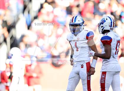 Thumbnail 2 in Valor Christian vs. Cherry Creek (CHSAA 5A Championship) photogallery.