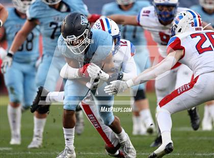 Thumbnail 2 in Valor Christian vs. Cherry Creek (CHSAA 5A Championship) photogallery.