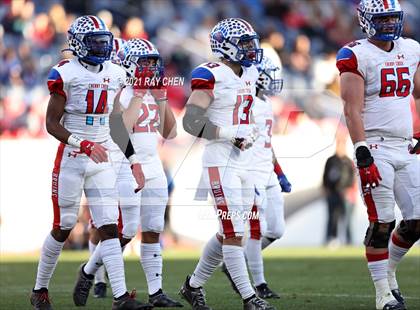 Thumbnail 2 in Valor Christian vs. Cherry Creek (CHSAA 5A Championship) photogallery.