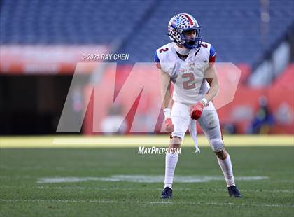 Thumbnail 2 in Valor Christian vs. Cherry Creek (CHSAA 5A Championship) photogallery.