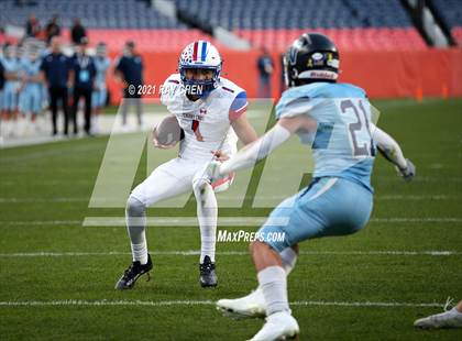 Thumbnail 3 in Valor Christian vs. Cherry Creek (CHSAA 5A Championship) photogallery.