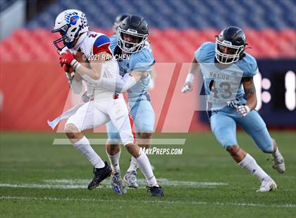 Thumbnail 1 in Valor Christian vs. Cherry Creek (CHSAA 5A Championship) photogallery.