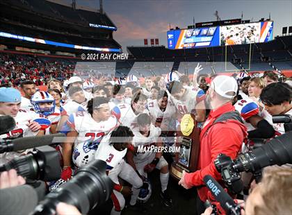 Thumbnail 1 in Valor Christian vs. Cherry Creek (CHSAA 5A Championship) photogallery.