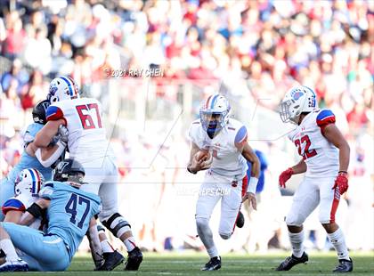 Thumbnail 3 in Valor Christian vs. Cherry Creek (CHSAA 5A Championship) photogallery.