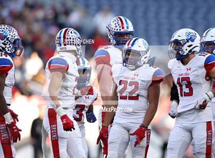 Thumbnail 3 in Valor Christian vs. Cherry Creek (CHSAA 5A Championship) photogallery.