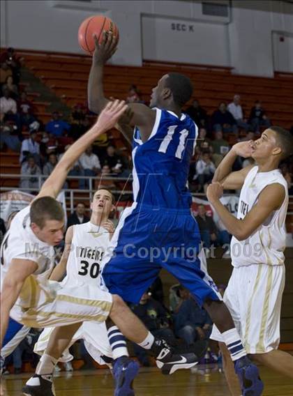 Thumbnail 1 in Dunbar @ Mansfield (Whataburger Basketball Tournament) photogallery.