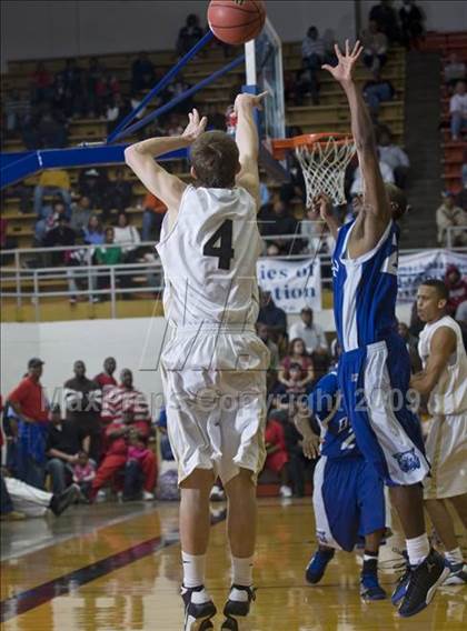 Thumbnail 2 in Dunbar @ Mansfield (Whataburger Basketball Tournament) photogallery.