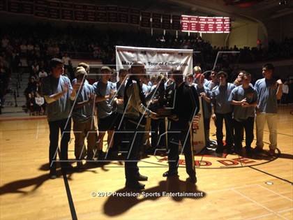 Thumbnail 2 in Hinsdale Central TOC Ceremony photogallery.