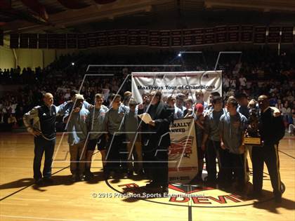 Thumbnail 2 in Hinsdale Central TOC Ceremony photogallery.