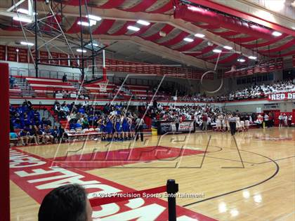 Thumbnail 2 in Hinsdale Central TOC Ceremony photogallery.