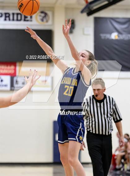 Thumbnail 2 in Nevada Union vs St. Francis (Trojan Toss Up) photogallery.
