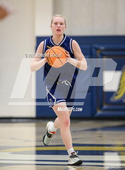 Thumbnail 3 in Nevada Union vs St. Francis (Trojan Toss Up) photogallery.