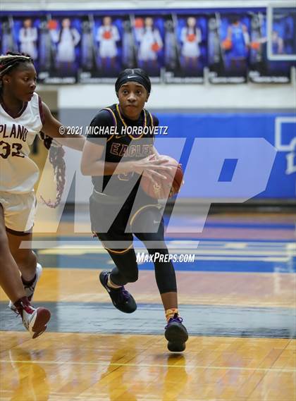 Thumbnail 2 in Plano vs. Richardson (UIL 6A Region 1 Area Playoff) photogallery.