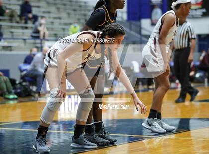 Thumbnail 1 in Plano vs. Richardson (UIL 6A Region 1 Area Playoff) photogallery.