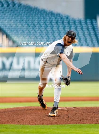 Thumbnail 2 in Houston County vs. Lassiter (GHSA 6A State Championship - Game 2) photogallery.