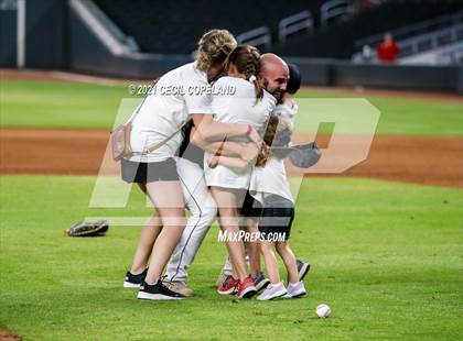 Thumbnail 1 in Houston County vs. Lassiter (GHSA 6A State Championship - Game 2) photogallery.