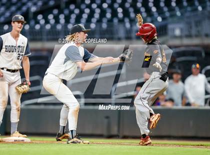 Thumbnail 2 in Houston County vs. Lassiter (GHSA 6A State Championship - Game 2) photogallery.