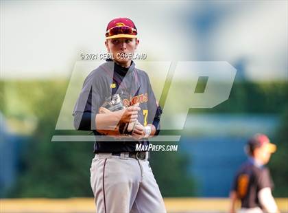 Thumbnail 2 in Houston County vs. Lassiter (GHSA 6A State Championship - Game 2) photogallery.