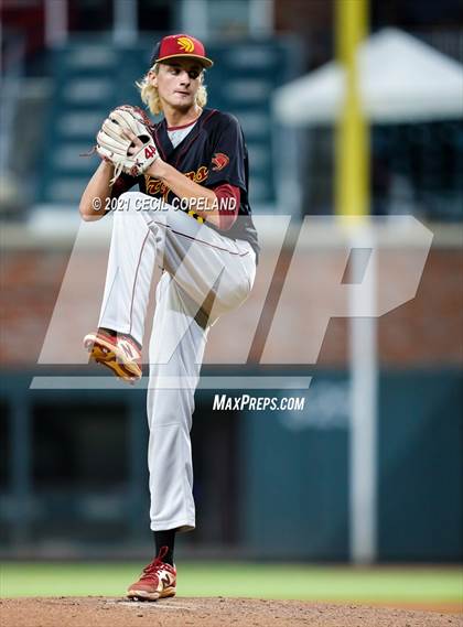 Thumbnail 3 in Houston County vs. Lassiter (GHSA 6A State Championship - Game 2) photogallery.