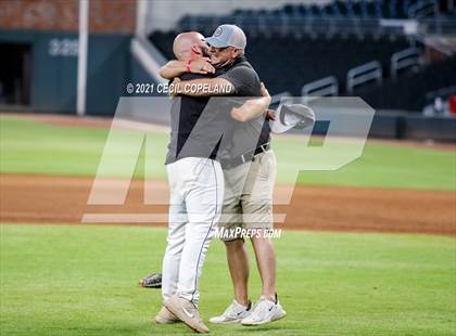 Thumbnail 2 in Houston County vs. Lassiter (GHSA 6A State Championship - Game 2) photogallery.