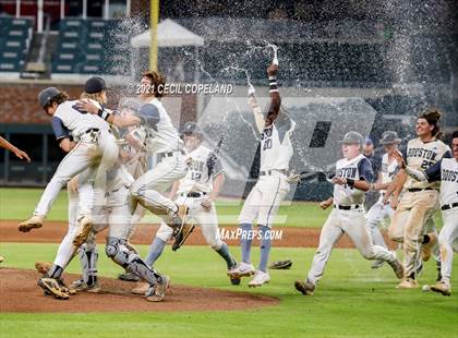Thumbnail 3 in Houston County vs. Lassiter (GHSA 6A State Championship - Game 2) photogallery.