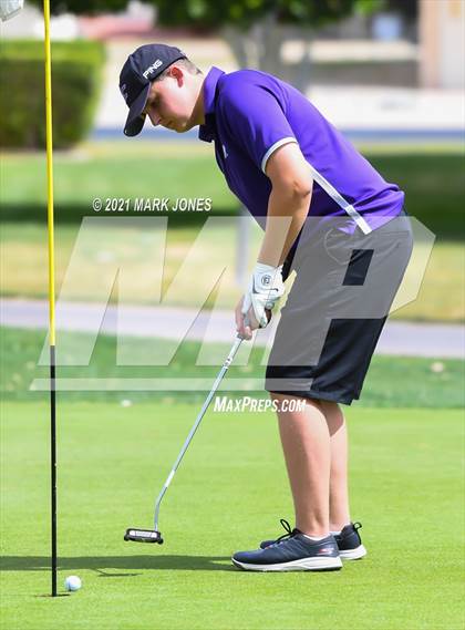 Thumbnail 2 in Metro Invitational  photogallery.