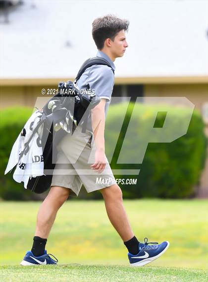 Thumbnail 3 in Metro Invitational  photogallery.