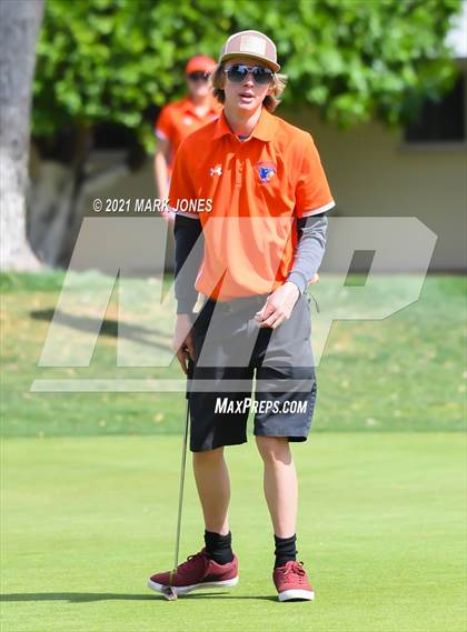 Thumbnail 2 in Metro Invitational  photogallery.
