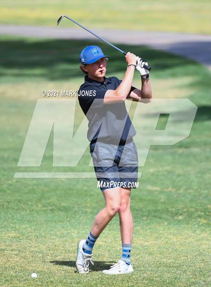 Thumbnail 3 in Metro Invitational  photogallery.