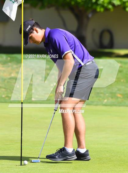 Thumbnail 2 in Metro Invitational  photogallery.