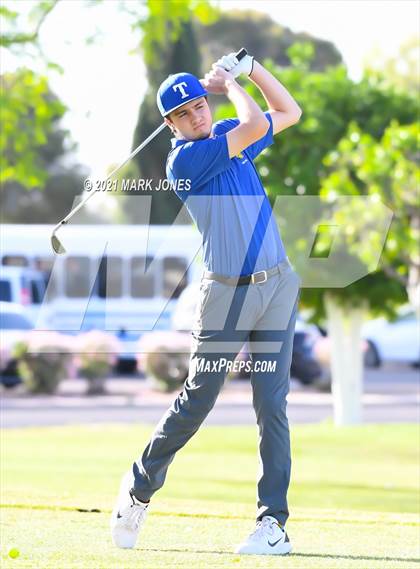 Thumbnail 3 in Metro Invitational  photogallery.