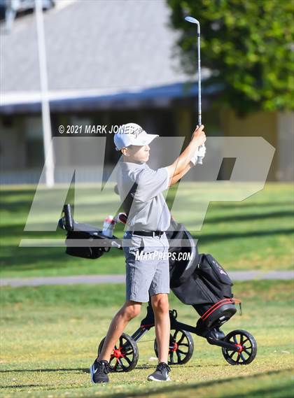 Thumbnail 3 in Metro Invitational  photogallery.