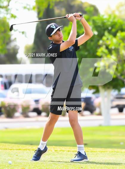 Thumbnail 3 in Metro Invitational  photogallery.
