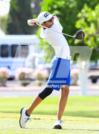 Thumbnail 2 in Metro Invitational  photogallery.