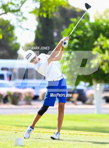 Thumbnail 1 in Metro Invitational  photogallery.