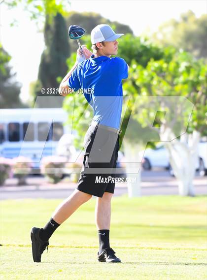 Thumbnail 2 in Metro Invitational  photogallery.