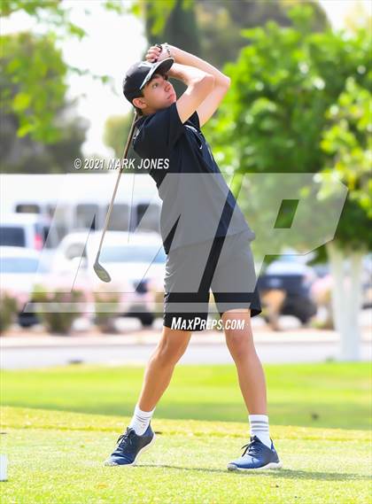 Thumbnail 2 in Metro Invitational  photogallery.