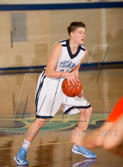 Thumbnail 2 in Sam Rayburn vs. La Porte (McDonald's Texas Invitational) photogallery.