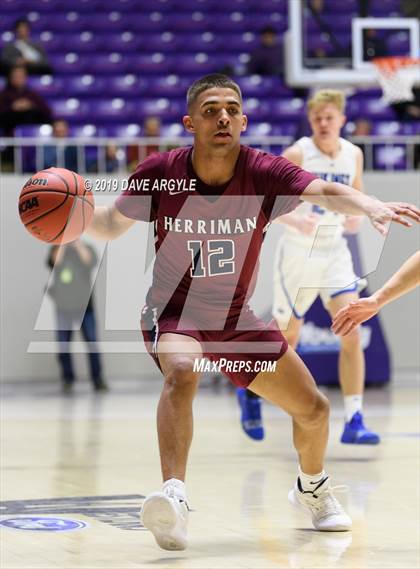 Thumbnail 1 in Herriman vs. Pleasant Grove (UHSAA 6A Quarterfinal) photogallery.