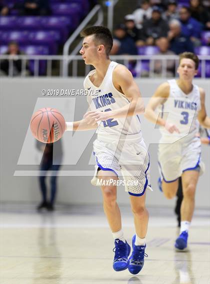 Thumbnail 3 in Herriman vs. Pleasant Grove (UHSAA 6A Quarterfinal) photogallery.