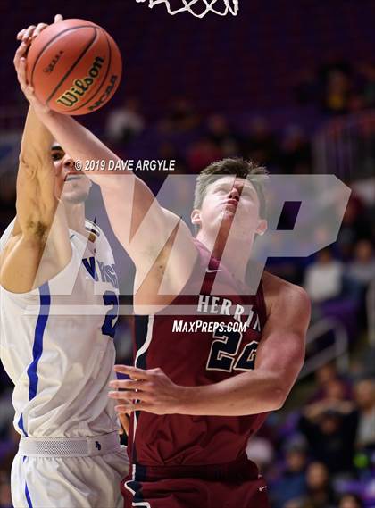 Thumbnail 3 in Herriman vs. Pleasant Grove (UHSAA 6A Quarterfinal) photogallery.